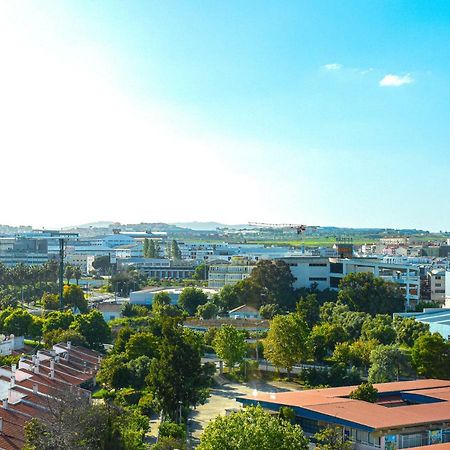 Lisbon Sky View 3Br Home + Near Airport + Free Parking Buitenkant foto